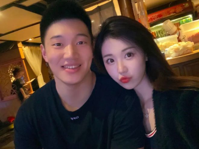 运动员老婆跳舞_运动员的老婆都是干什么的_运动员老婆